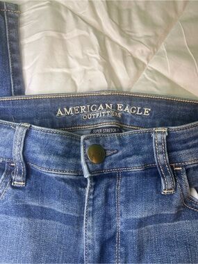 Women’s American Eagle Super Stretch hi-rise Jeggings size 10 reg